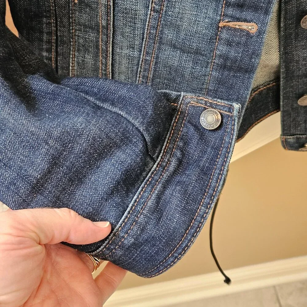 Old Navy Women's Denim/Jean Jacket, Sz Large - Picture 5 of 12